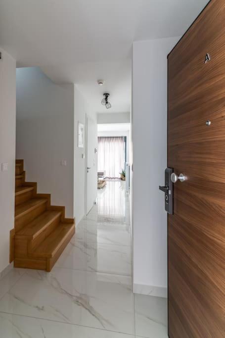 Μεζονέτα Με Θέα Στο Πάρκο Σταύρος Νιάρχος One Apartment Athens Exterior photo
