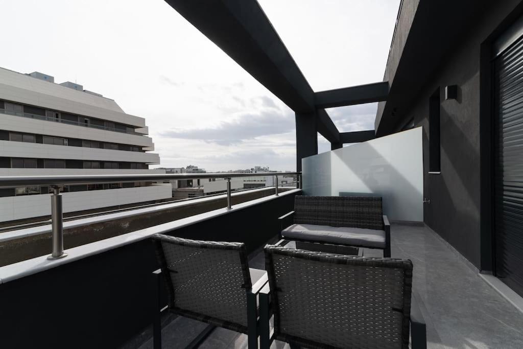 Μεζονέτα Με Θέα Στο Πάρκο Σταύρος Νιάρχος One Apartment Athens Exterior photo