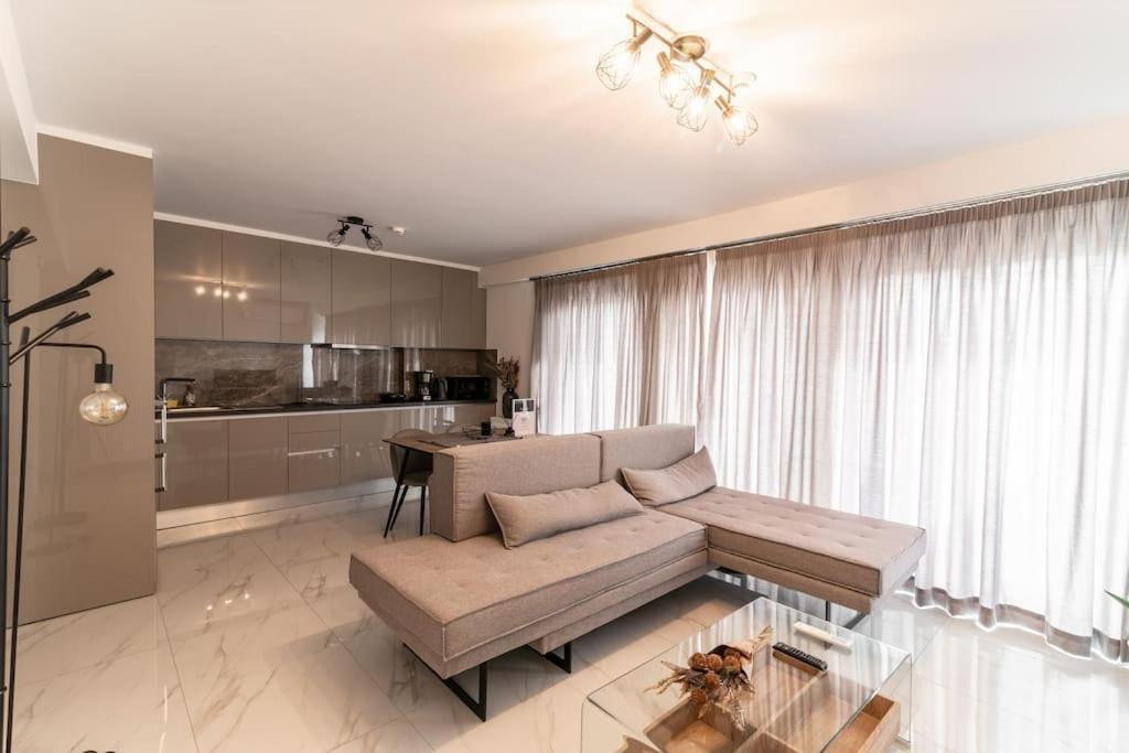 Μεζονέτα Με Θέα Στο Πάρκο Σταύρος Νιάρχος One Apartment Athens Exterior photo