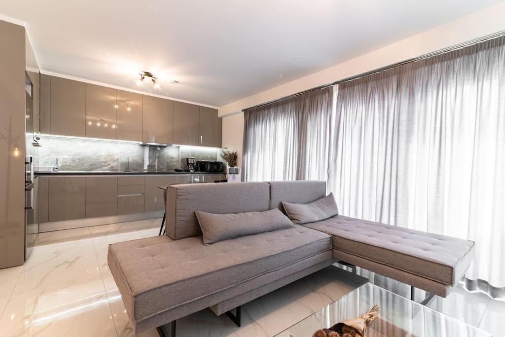 Μεζονέτα Με Θέα Στο Πάρκο Σταύρος Νιάρχος One Apartment Athens Exterior photo